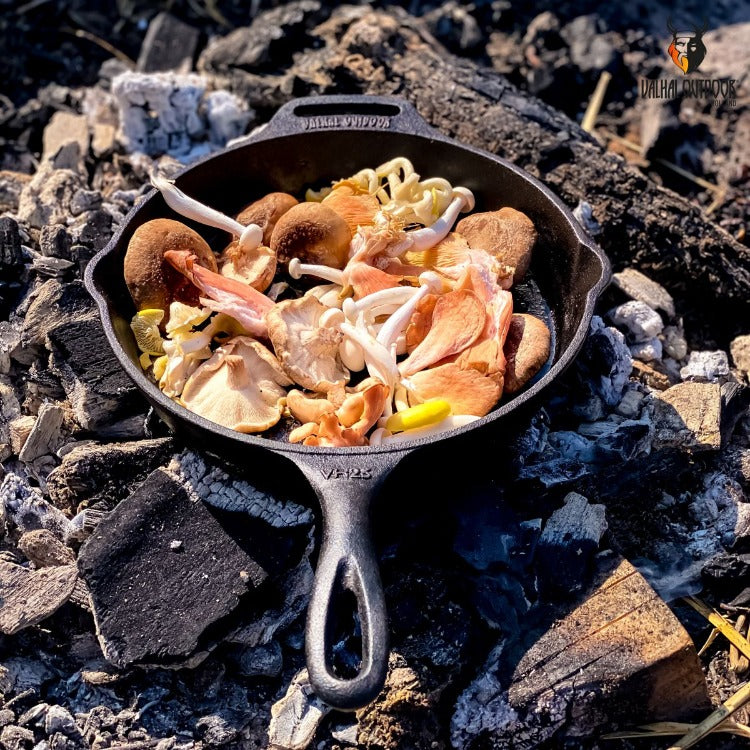 Valhal Outdoor - Bratpfanne aus Gusseisen mit Griff ø 25 cm